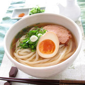 しっかり食べて、暑さをのりきる「冷やしうどん ラーメン風」