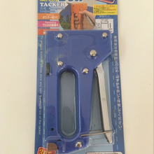 ダイソーで買える‼︎工作用タッカー