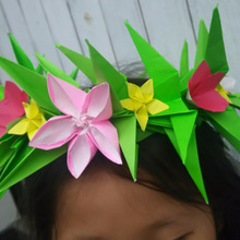 モアナのうきうき花かんむり?
