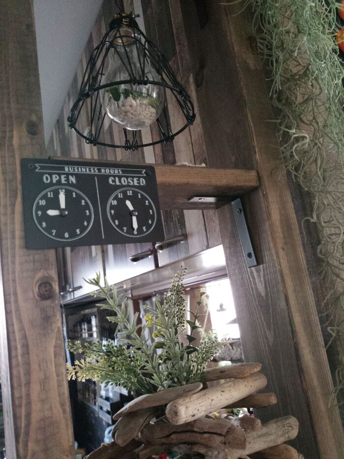 アワープレートを飾ってカフェ気分