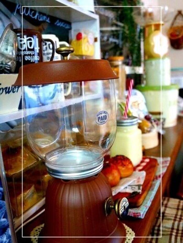 7.リビングでのジュースとミキサー。