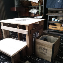 子どもが自ら机に向かうように廃材で机&椅子作り