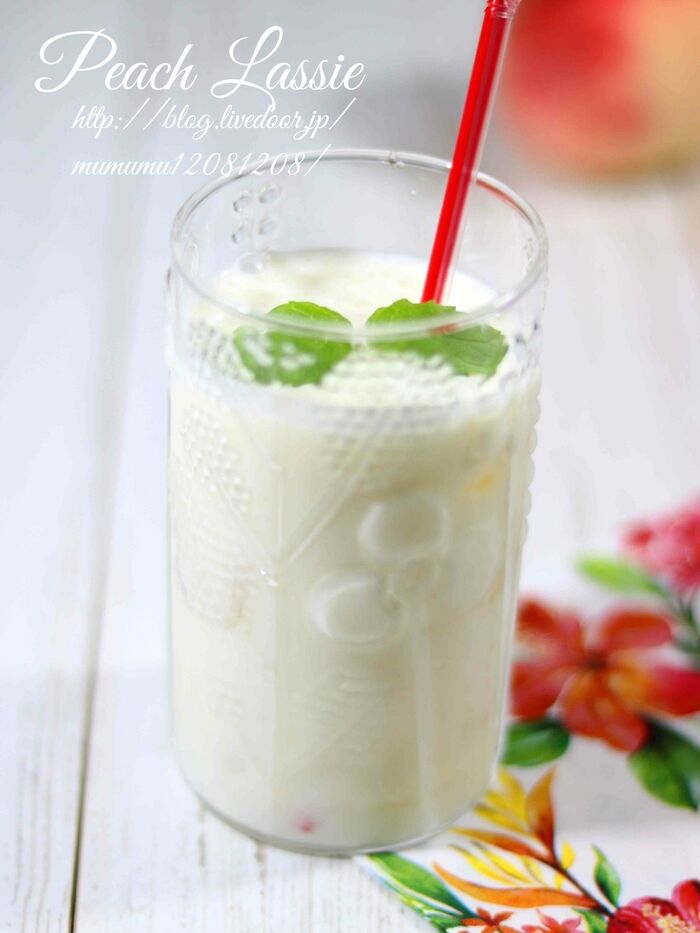 桃のラッシー。