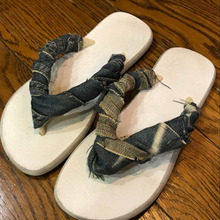 デニムを巻くだけ‼︎簡単リメイク☆オシャレでかっこいいビーチサンダル