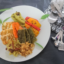 ハラスのグリーンカレー南蛮風、バナナピーマンとゴーヤの誘惑