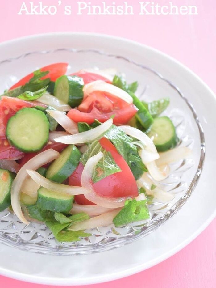 時短&簡単&激ウマ♡トマトの和風シソの葉サラダ