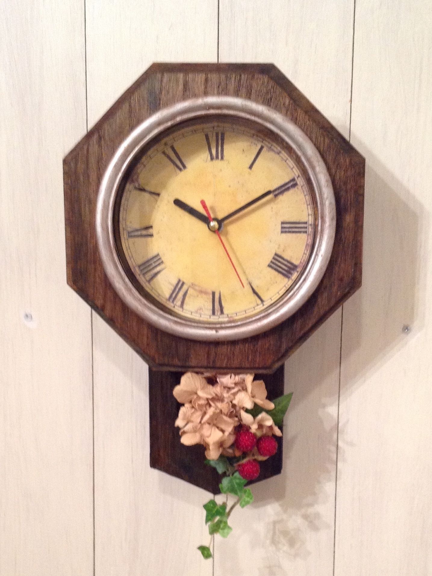 100均時計✖️合板✖️木製トレイでアンティーク風時計DIY！