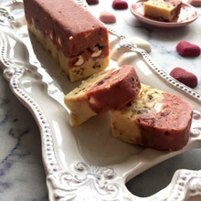 ちょっとおしゃれなストロベリー&ホワイトチョコのテリーヌ風