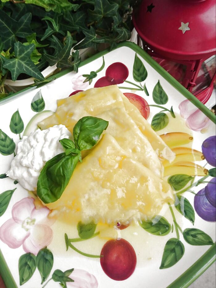意外と簡単!!お菓子作りが苦手でも作れちゃう♪レンジdeクレープ♡さっぱりオレンジ煮