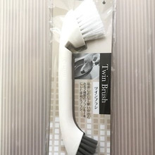 さりげなく優秀なキッチンブラシ