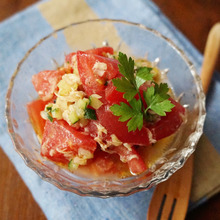 切って和えるだけ!トマトとツナのイタリアンサラダ