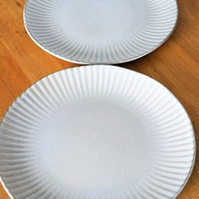 ワンコインで買える!ニトリの大皿プレートがお値段以上!!