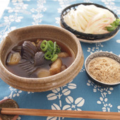 夏野菜を使って「なすごま つけ汁うどん」