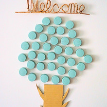 材料2つ!ペットボトルのキャップ&ダンボールで簡単☆北欧系”壁面インテリア”DIY