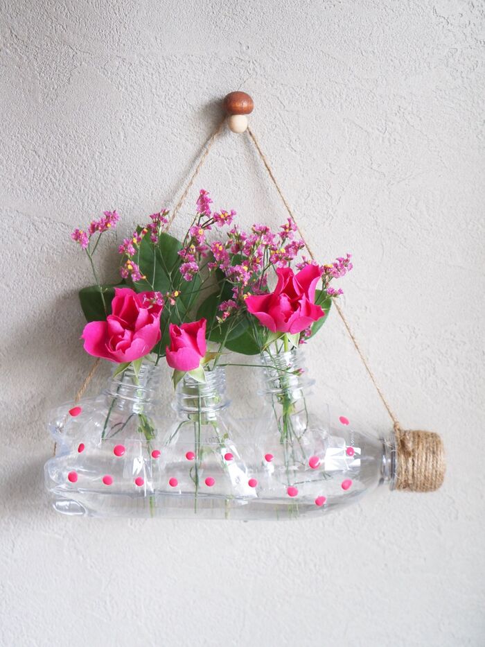 ペットボトル4本で☆簡単!キュートなフラワーベースが作れちゃう♡