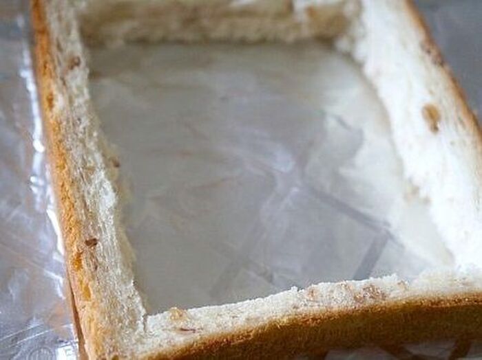 8.トースターにミミをセット。