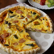 秋のおもてなしにいかが?かぼちゃときのこのお手軽キッシュ