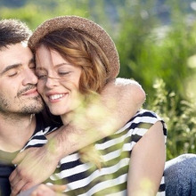 あなたが“憧れる理想の夫婦”とは? 既婚者100人に調査