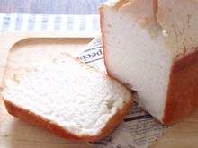 ホームベーカリーでふわふわ米粉食パン