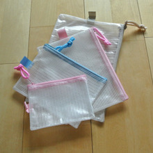 散らかるものはお任せを★セリアのソフトビニールケース♪