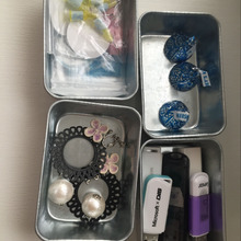 小さいケースには細かいものを可愛く収納