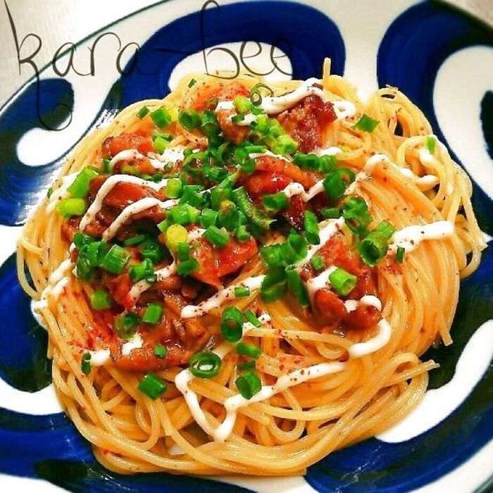 大人も子供も大好き♡焼き鳥缶で簡単!照り焼きチキンマヨパスタ