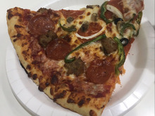 コストコのフードコートで食べるならコレ!コンボピザ☆