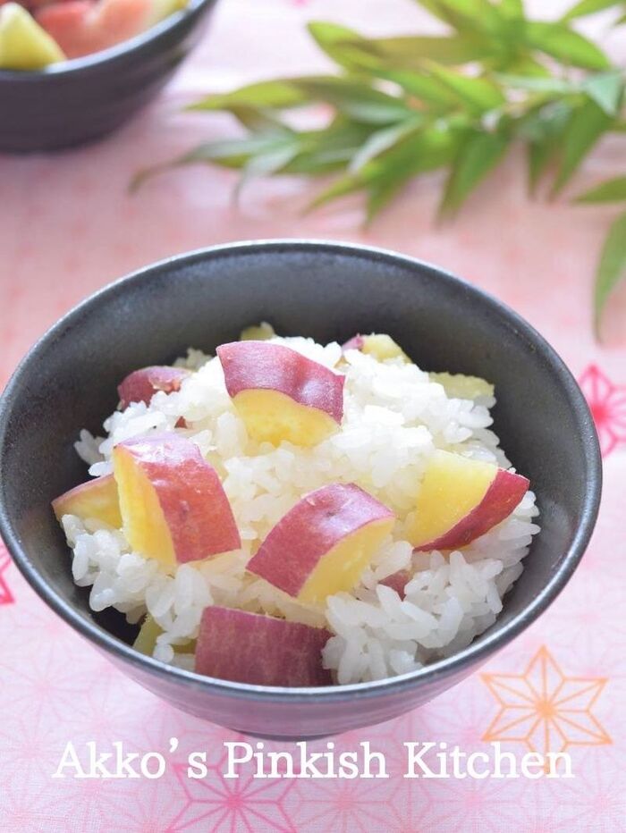 甘くておいしい♡『サツマイモのデパ地下風おこわ』の作り方