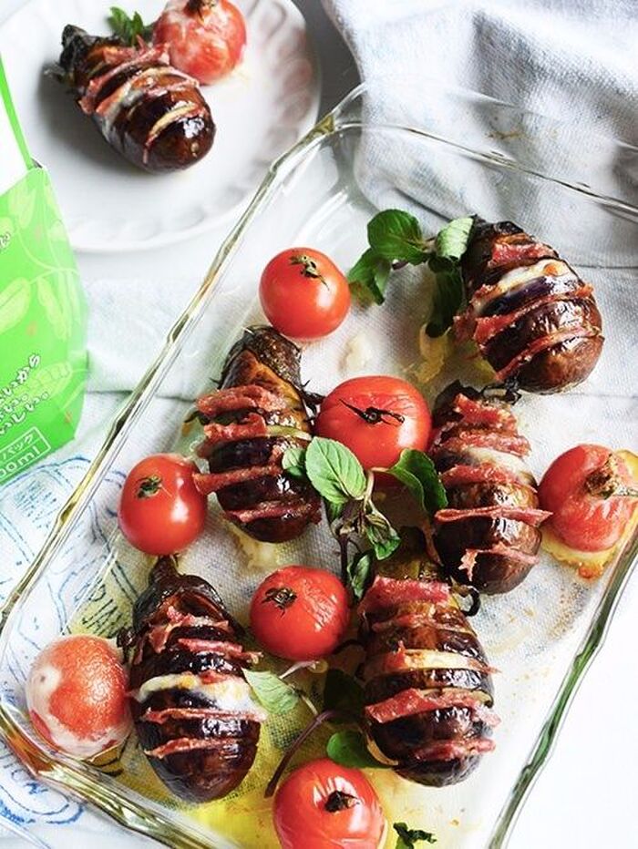 ハッセルバック♥ナス、サラミ、チーズ焼き【*トースター *野菜のおやつ *野菜のおつまみ】10分~