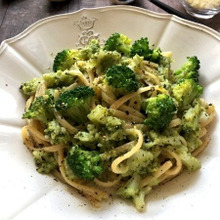やみつきになるおいしさ~!くたくたブロッコリーソースのリングィーネ