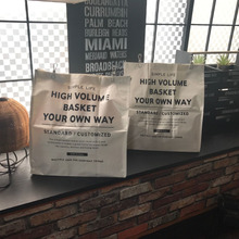 素材もしっかりしていて45Lサイズのゴミ袋がすっぽり入るバスケット(o´〰`o)❤