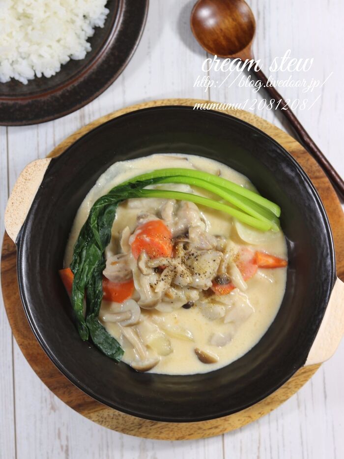 ご飯にぴったり!和風クリームシチューの作り方