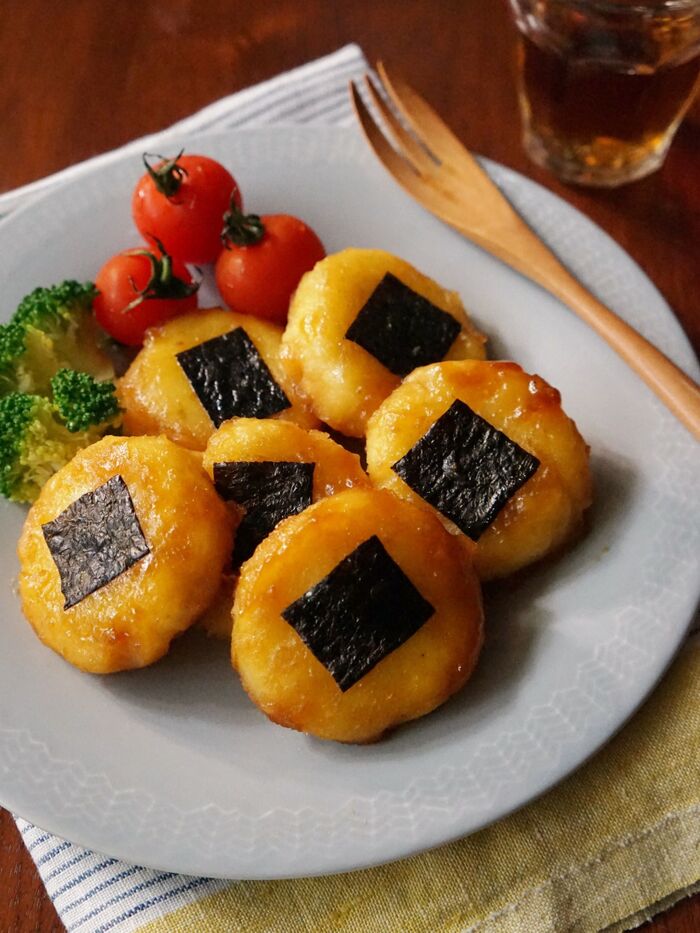 バター醤油があとひく美味しさ! 芋もちの磯辺焼き