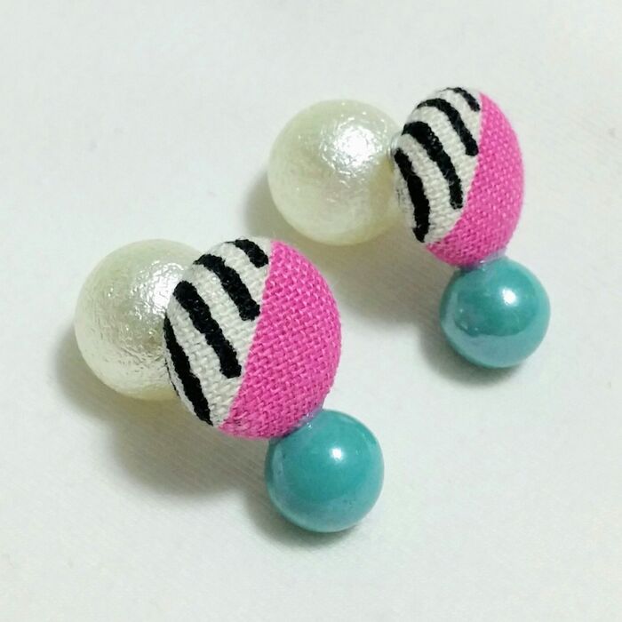 くるみボタン&プラビーズにパールキャッチを組み合わせて