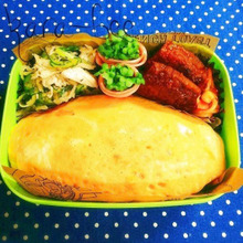 市販品や作り置きを使って頑張り過ぎない! 小学生男子のオムライス弁当