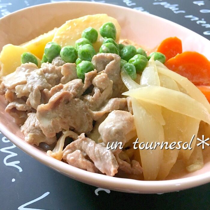 美肌・美容効果‼ほっこり美味しい☆豆乳みそ肉じゃが