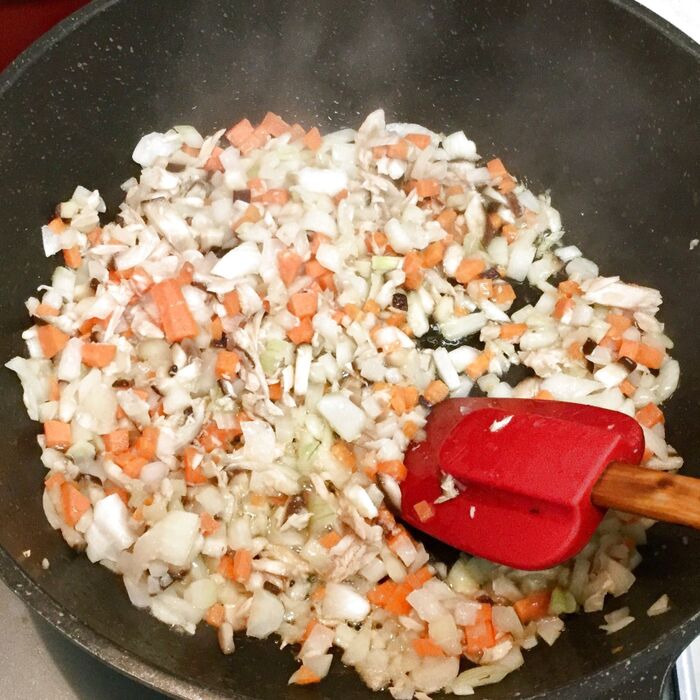 作り方①炒める