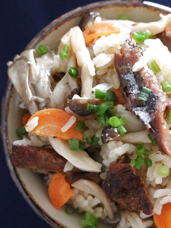 ★さんま蒲焼缶で炊き込みご飯。