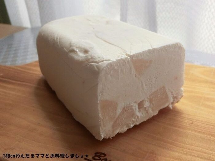 簡単★梨のヨーグルトセミフレッド
