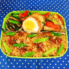 大好物で大満足! 肉巻きゆで卵とあさりご飯で小学生男子弁当