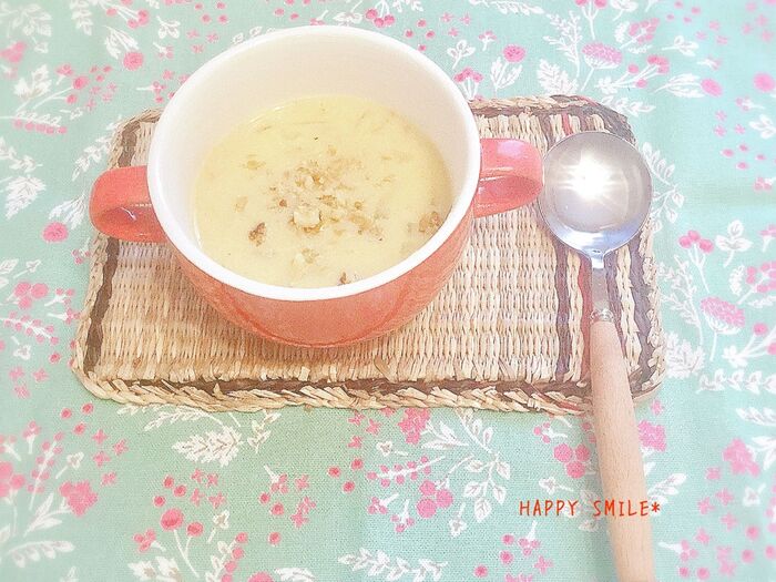 そばの実を食べて小腹を満たすダイエットスープ☆