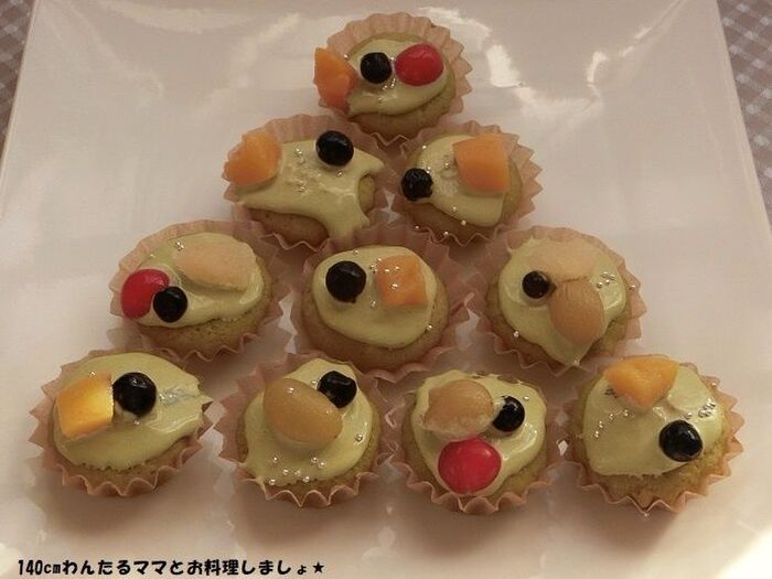 クリスマスにもぴったり! 簡単★ 抹茶のカップケーキツリー