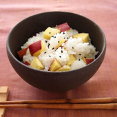 食欲の秋に「さつまいもの塩ごはん」