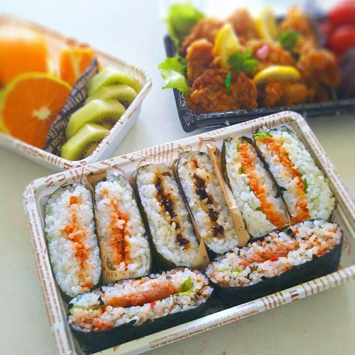 突然のピクニックに!冷蔵庫にあるもので♡おにぎらず弁当