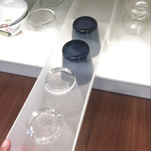 奥行のある食器棚をごちゃつかせずに最大限活用するには