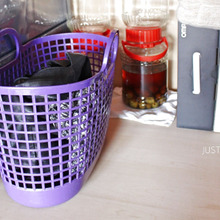 押入れにカゴで、置きっ放しも忘れ物も解決!