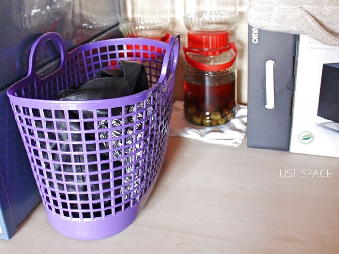 押入れにカゴで、置きっ放しも忘れ物も解決!