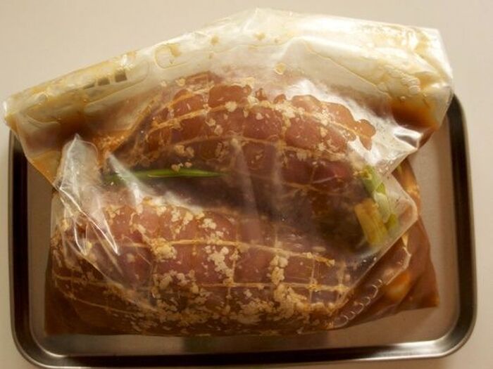 作った塩麹を活用して、さらにおかずを作れます。