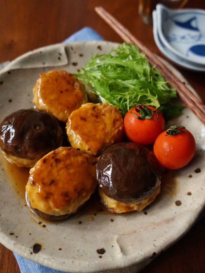 ヘルシーだけど旨味たっぷり!しいたけの肉詰め和風あんかけ