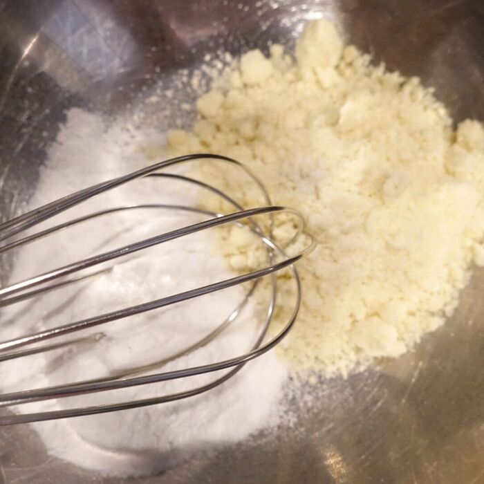 1 粉を混ぜる。